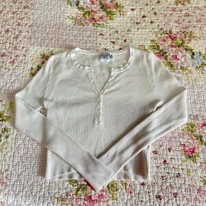 Princess Polly Women's White Crop-top sweater